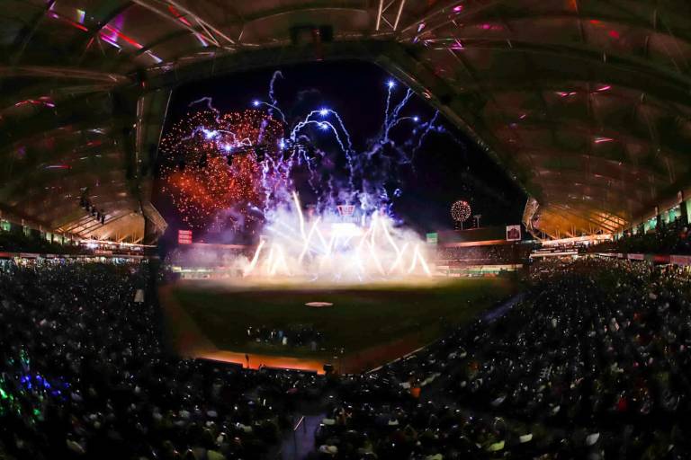 Revive la pasión guinda con inauguración de la Temporada 2022-2023