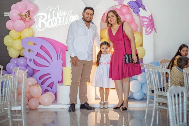 Paula Daniela es hija de Dios