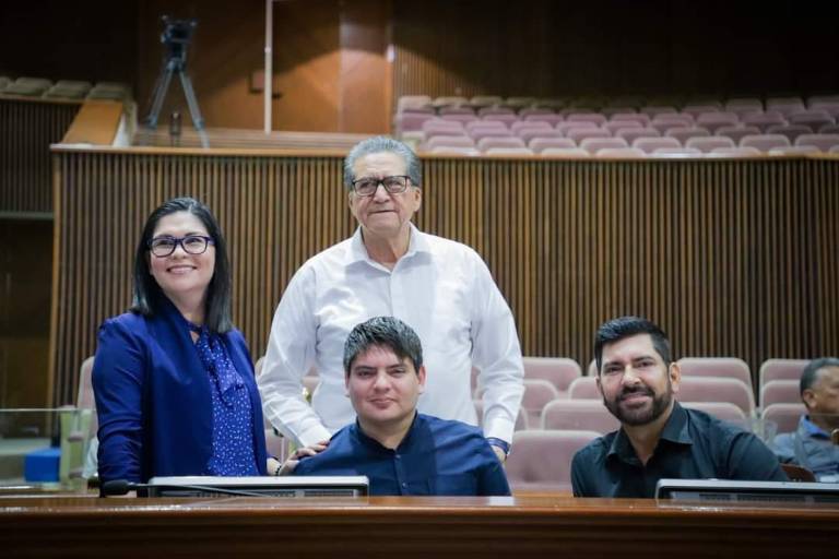 Diputados de Morena no estarán impedidos para apoyar públicamente a aspirantes