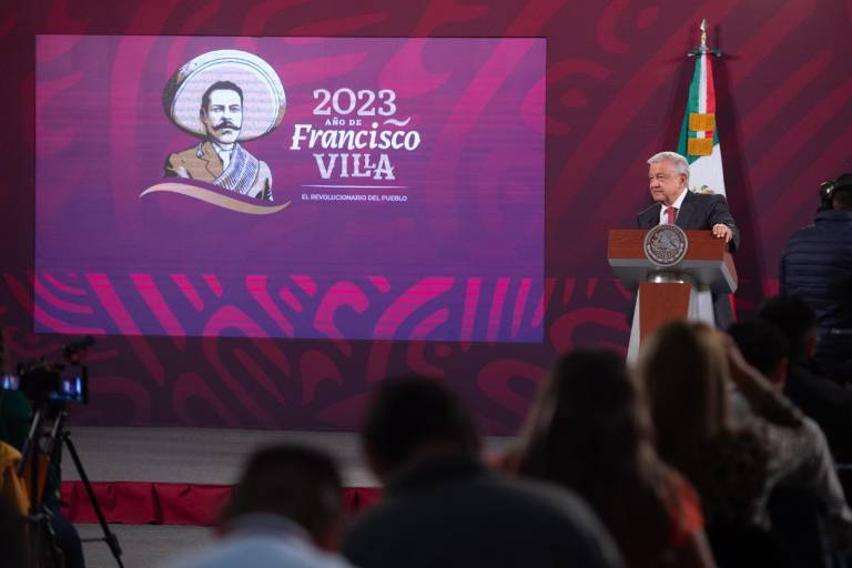 INE aprueba medidas contra AMLO por violencia política de género contra Xóchitl