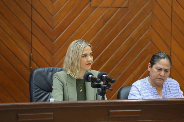 Lamenta Alcaldesa de Mazatlán ataque a policías que dejó dos muertos y cuatro heridos