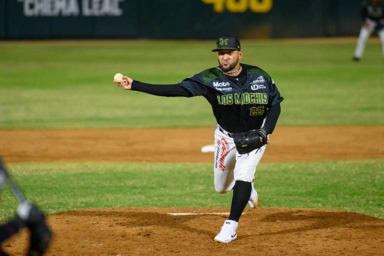 Yoanner Negrín regresa a Cañeros como refuerzo estelar para la temporada 2025-26