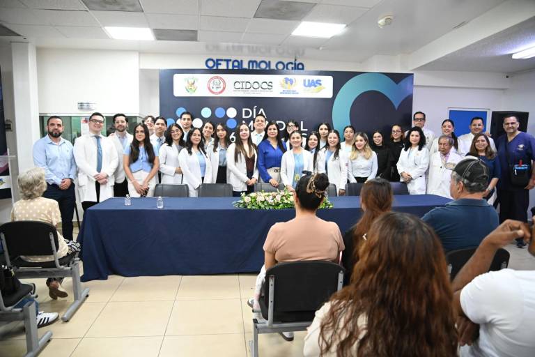 Refrenda la UAS su compromiso humanista con la sociedad al brindar, a través del CIDOCS, atención oftalmológica gratuita y lentes para lectura a personas con debilidad visual