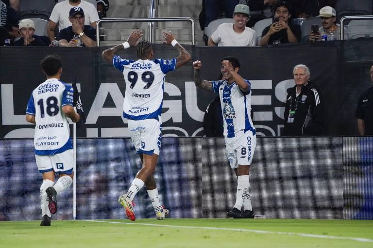 Pachuca debuta con triunfo en Leagues Cup: 3-2 sobre San Diego en noche de doblete de Alexéi Domínguez