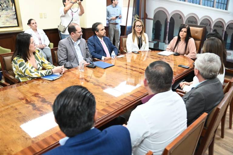 La UAS y ENCAUZA IAP firman un convenio de colaboración estratégica para fortalecer la prevención del cáncer y el acompañamiento social en Sinaloa