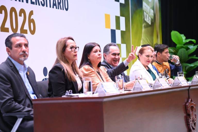 ¡Vuelan alto las Águilas de la UAS! El Rector Jesús Madueña entrega el Premio al Mérito Deportivo 2026; reconoce el esfuerzo y pasión de 224 atletas, médicos y entrenadores