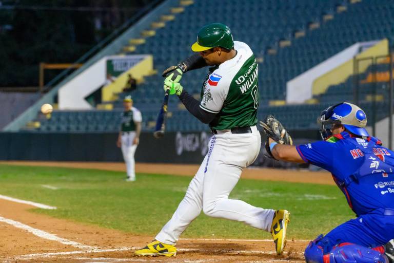 Nick Williams al bat.