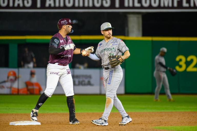 Tomateros barre a Cañeros tras duelo de volteretas