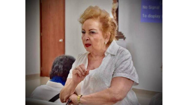 Doña Elisa Jarero de Del Rincón falleció este lunes en Culiacán.