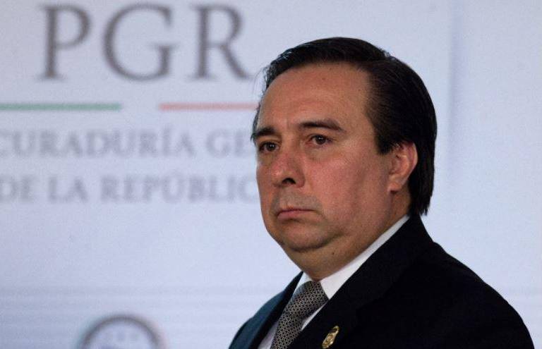 Milenio exhibe más videos donde Zerón ‘dicta la verdad histórica’ a detenidos