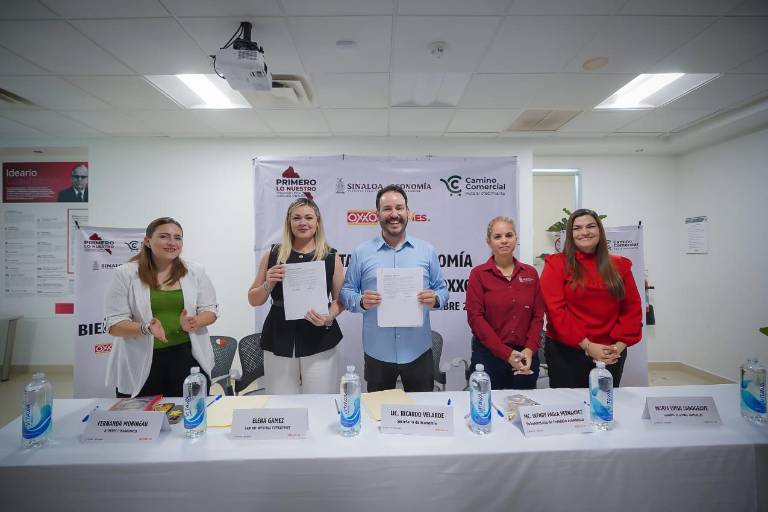 Marcas sinaloenses de MiPyMEs podrán venderse en tiendas OXXO