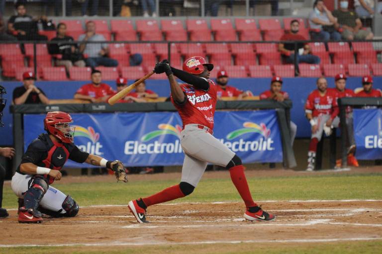 Venados de Mazatlán se guarda la escoba; Mayos de Navojoa gana 4-2 el tercero de la serie