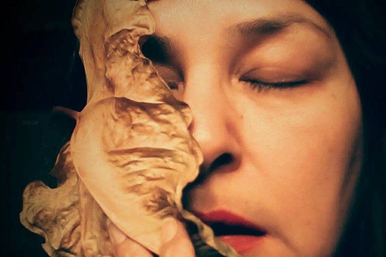 Expondrá la fotógrafa Inna Álvarez ‘Lo antiguo, lo nuevo, lo análogo, lo digital’