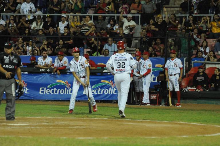 Mayos se queda con la guerra de las tribus