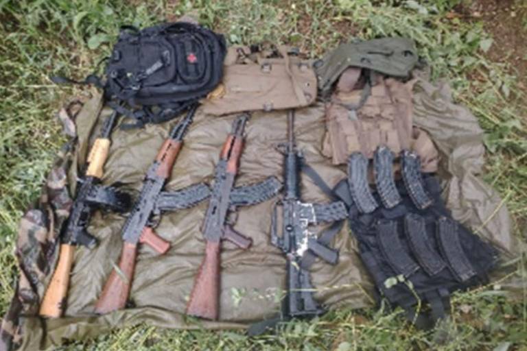 Decomisan arsenal en comunidades rurales de Culiacán