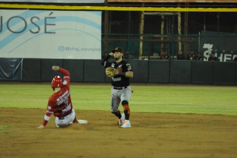 Mayos inicia serie con victoria ante Naranjeros en el ‘Ciclón’ Echeverría