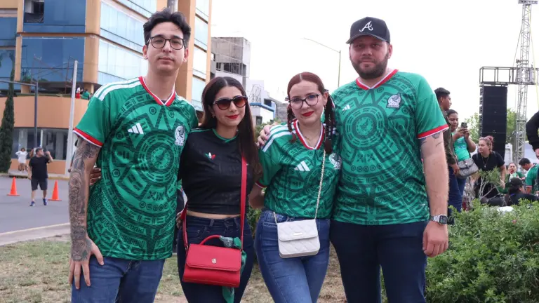 Arman la fiesta en ‘La Canasta’ en apoyo a la selección mexicana