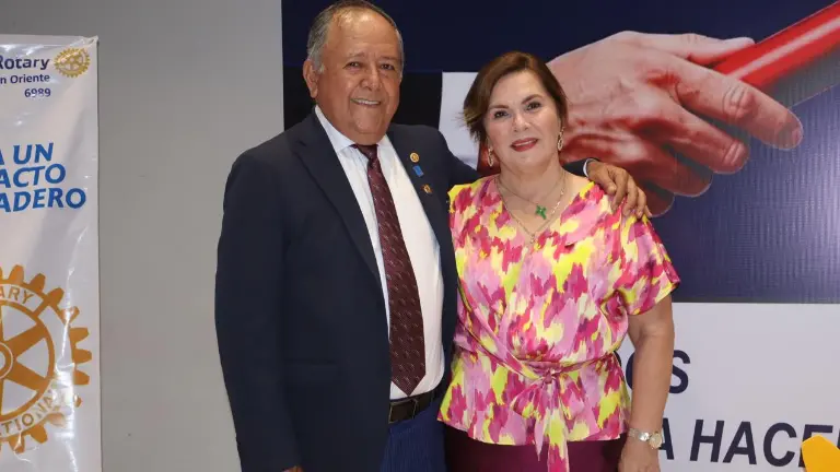 Rinde protesta la nueva mesa directiva del Club Rotario Culiacán Oriente