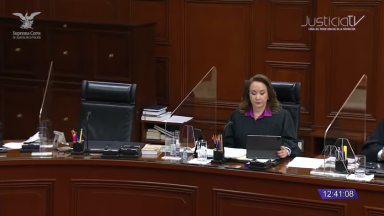 Ministra Yasmín Esquivel Mossa en la sesión del pleno de la Corte de la semana pasada.