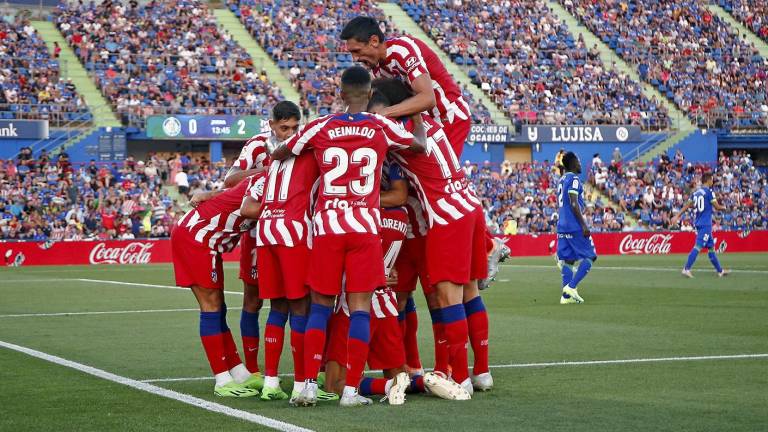 Un festín de goles se dio el Atlético de Madrid, para adjudicarse los tres puntos en su debut en LaLiga.