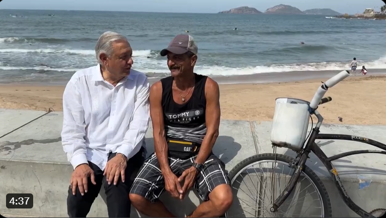 Desde Mazatlán, AMLO acusa a periodistas del NYT y Univisión de injerencia y calumnia