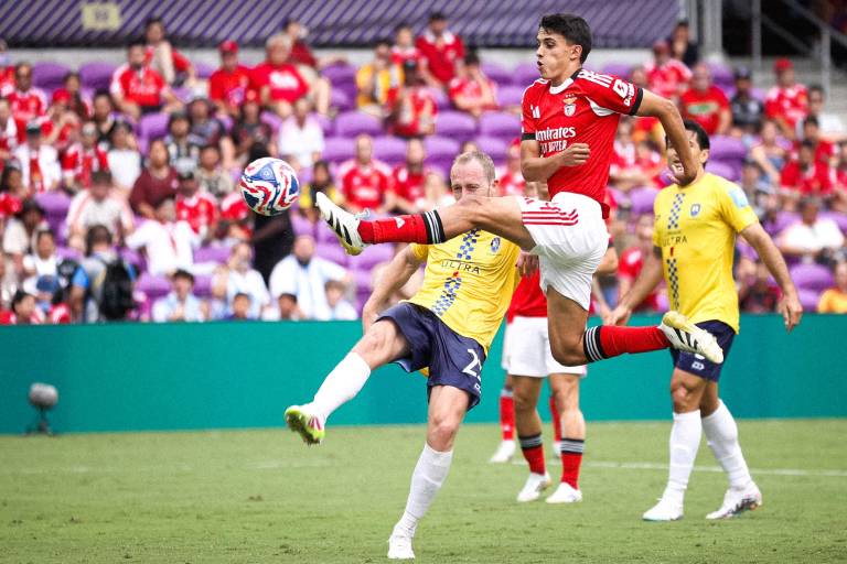 Tormenta de goles del Benfica con Di María destacado, sobre el Auckland