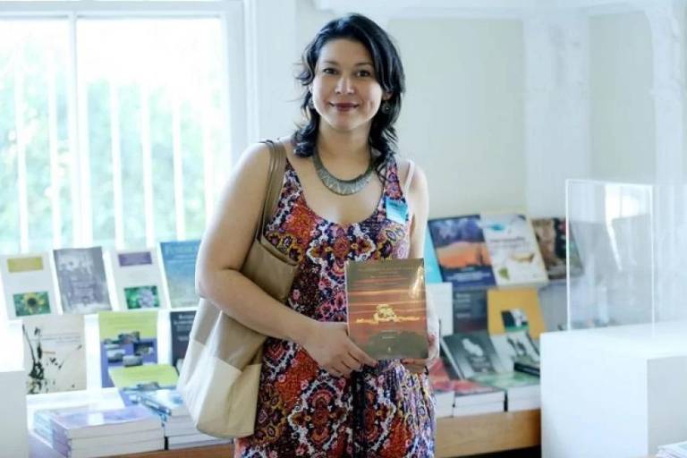 Invita el ISIC al taller de haikú con Cristina Rascón este viernes