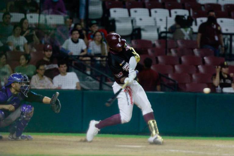 Tomateros sufre ante Yaquis su primera derrota en casa