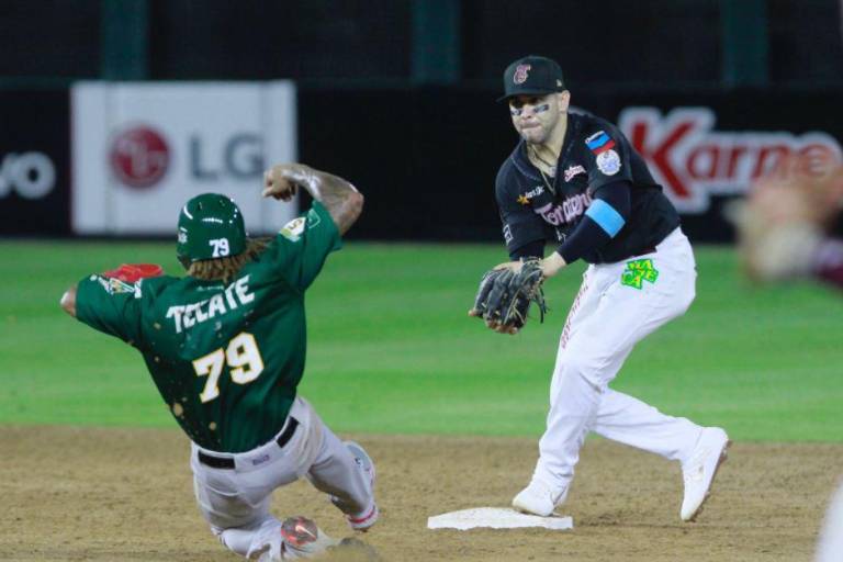Tomateros le pega al sotanero en la LMP