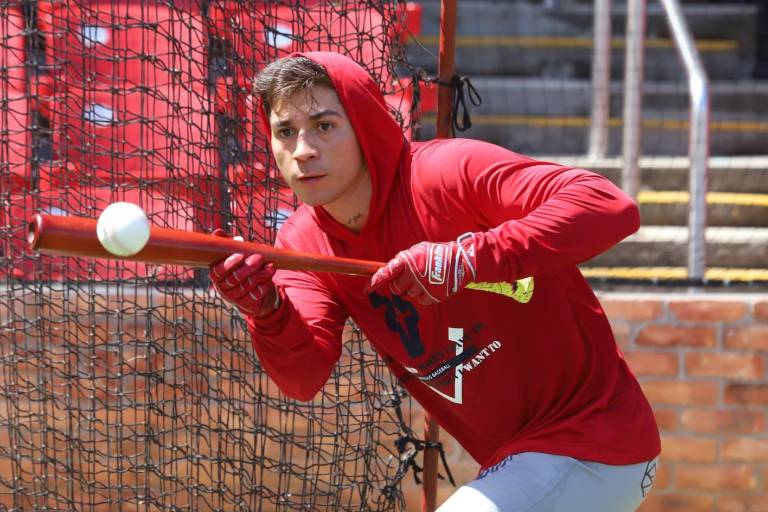 Quiero ahora batearles a Tomateros: Andrés Álvarez