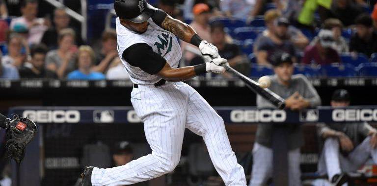 Jardinero con experiencia de Grandes Ligas llega a Algodoneros