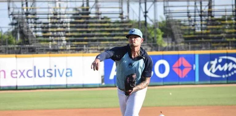 Crece el número de peloteros que se unen al campamento de Algodoneros de Guasave