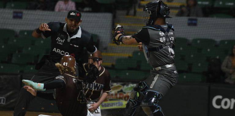 Algodoneros no pudo iniciar con victoria la segunda vuelta, al caer ante Tucson, que fue local administrativo en Guasave.