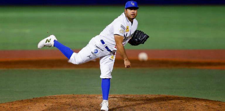 Isaac Jiménez regresa a Algodoneros, que hizo un cambio con Charros de Jalisco.