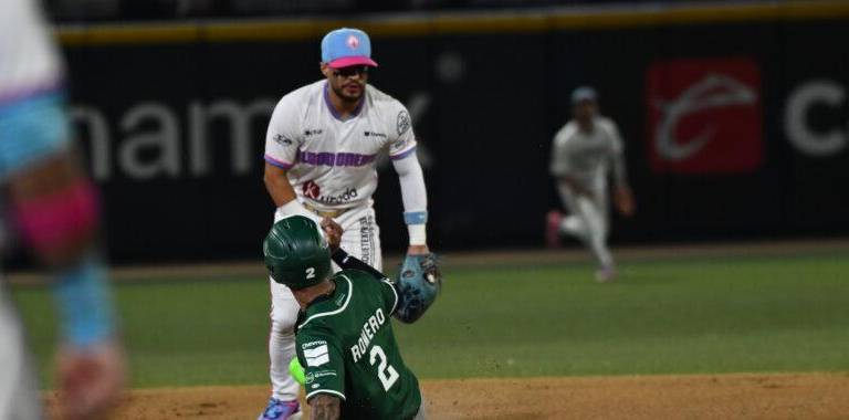 Cañeros vence a Algodoneros.