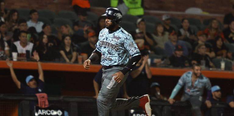 Algodoneros empatan serie ante Naranjeros con pitcheo sólido y bateo oportuno