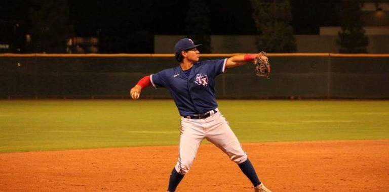 Ángel Arredondo derrocha talento en sucursales de los Rangers de Texas