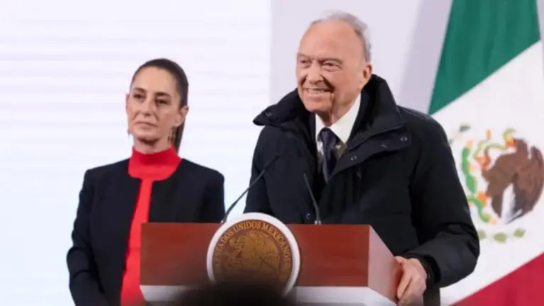La Presidenta de México Claudia Sheinbaum Pardo indicó que aún no define cuál Embajada asumiría Alejandro Gertz Manero tras dejar la FGR.