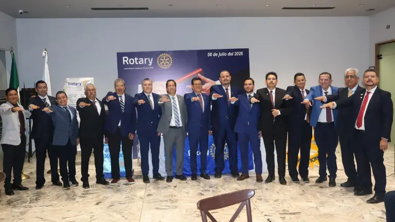 Rinde protesta la nueva mesa directiva del Club Rotario Culiacán Oriente