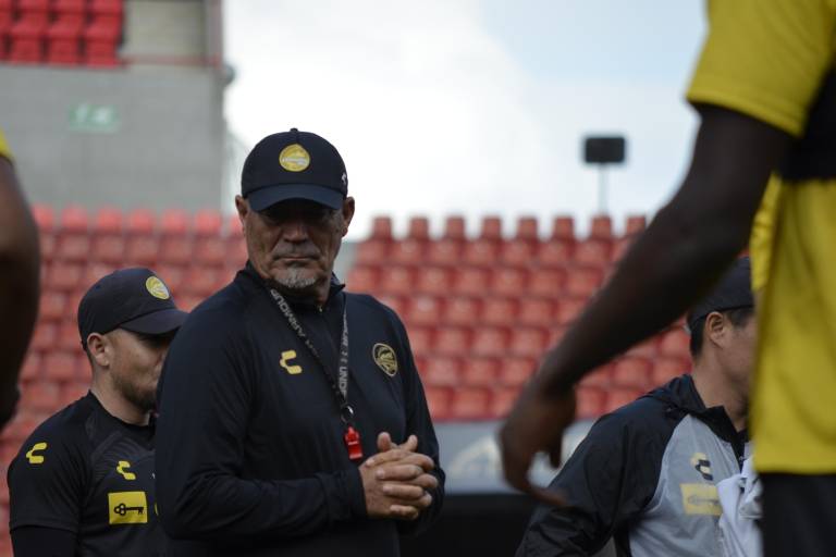 Paco Ramírez promete trabajo para levantar a Dorados