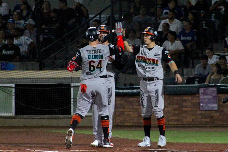 Con contundente ataque, Naranjeros se impone en la Antigua Cajeme