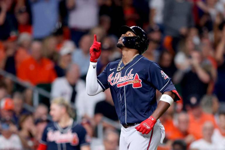 Bravos ganan el primero de la Serie Mundial por 6-2 ante Astros