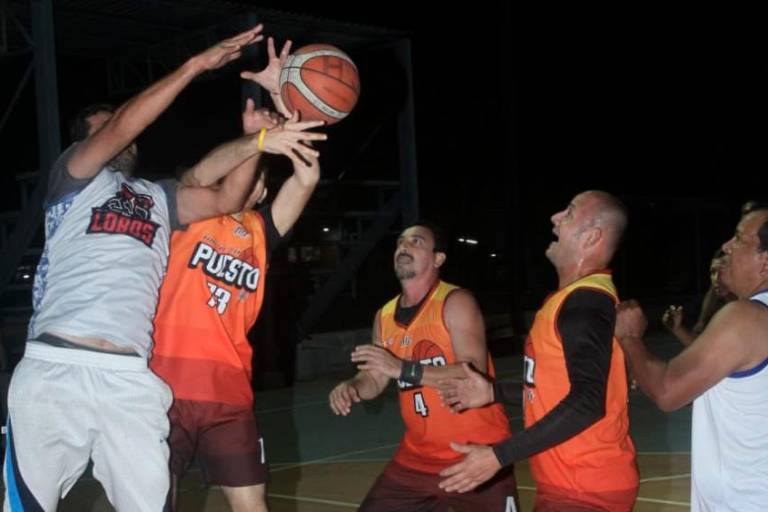 Urías Heat toma la delantera en la serie en Casa Hogar