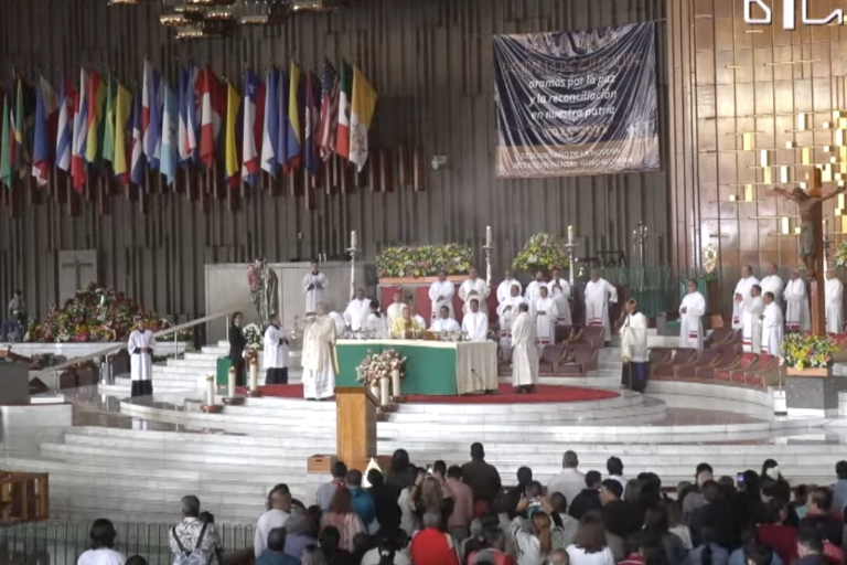 Feligreses del sur de Sinaloa peregrinarán por la paz a la Basílica de Guadalupe