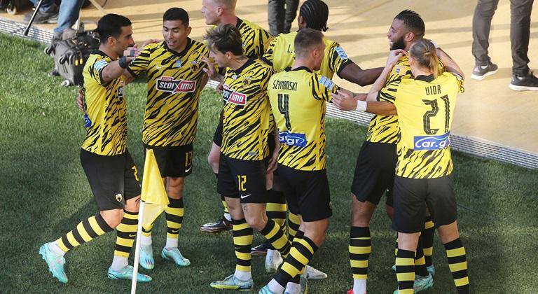 Orbelín Pineda sigue en plan goleador y marca en triunfo del AEK