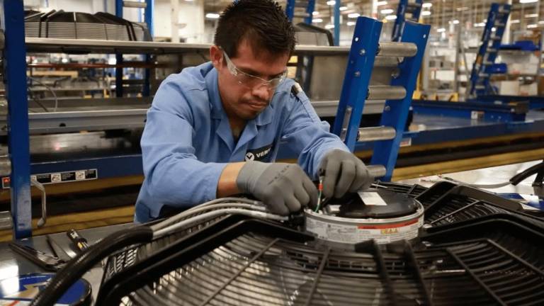 Cristina Ibarra Armenta señaló que la cláusula de revisión del T-MEC ha generado incertidumbre entre los agentes económicos, lo que ha frenado parcialmente la inversión.