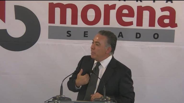 Inzunza encabezó una conferencia de prensa en la que fue cuestionado de forma reiterada respecto a los señalamientos en su contra.