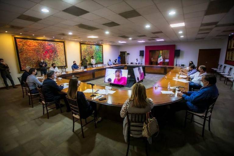 Se reune Gobierno de Rocha con empleadores de jornaleros