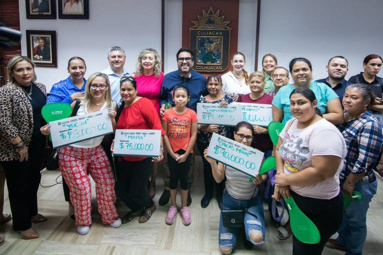 Gobierno de Culiacán entrega microcréditos a 5 empresas de mujeres emprendedoras