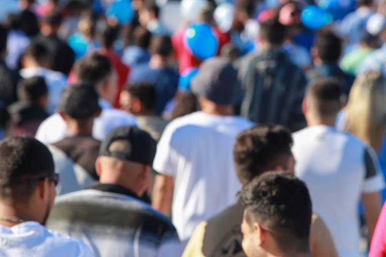 23.7% de mexicanos fueron discriminados en 2022; peso y opiniones políticas, principales razones